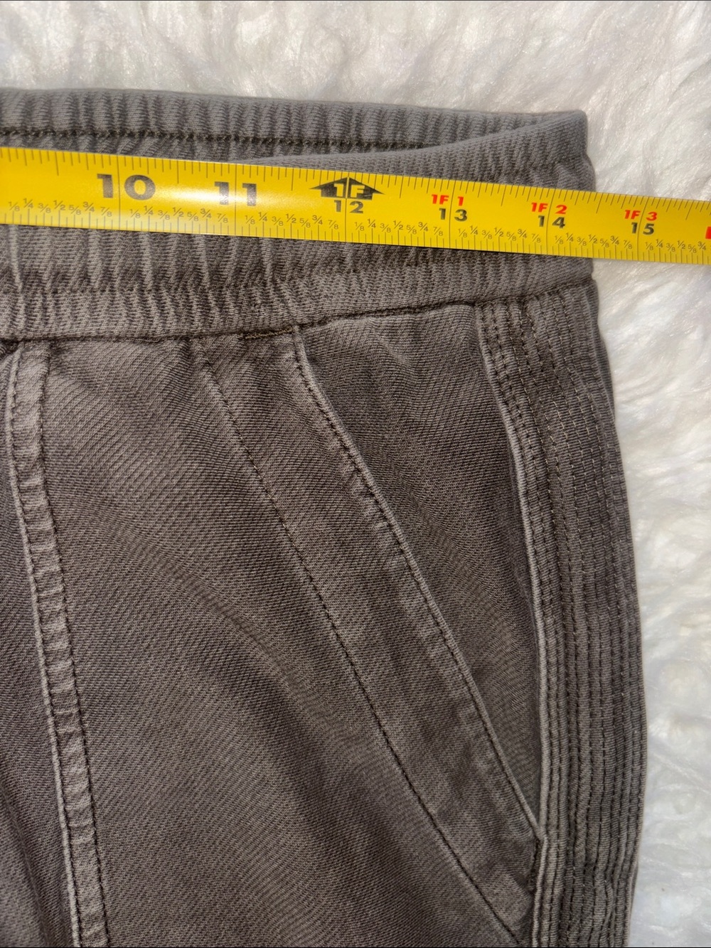Athleta Farallon Jogger Green, Size 4 - Picture 5 of 16